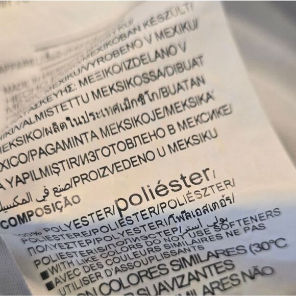 Under Armour Heat Gear Loose Fit V Neck Polyester T Shirt - Picture 9 of 9